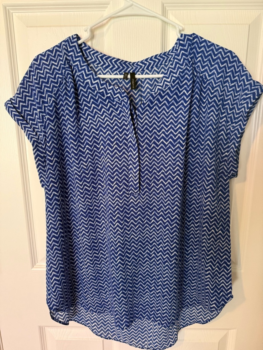 Maurice’s Blue Chevron Cap-Sleeve Women's Top